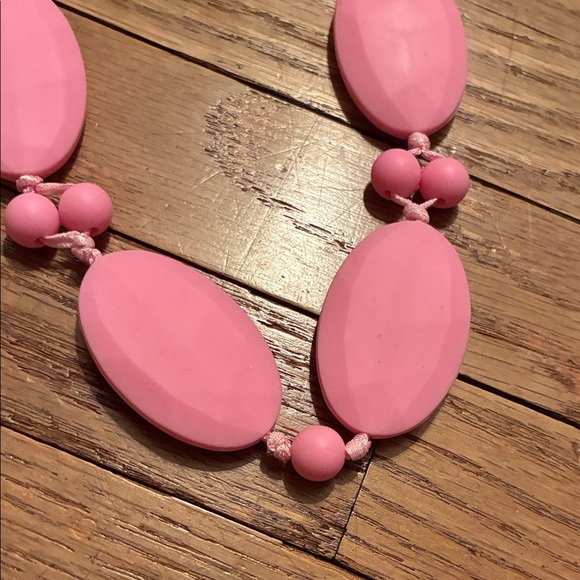 Pink and Mint Silicone Teething/Chewing Necklace Duo Adult Sized - Picture 4 of 7